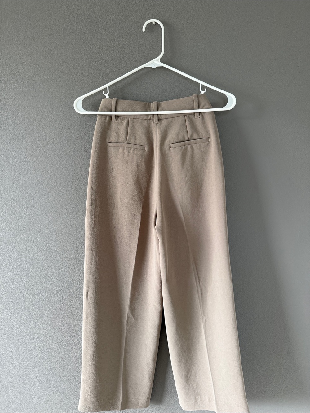 ARITZIA EFFORTLESS PANT - Picture 6 of 6